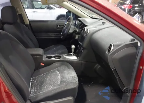 2013 Nissan Rogue S z USA, uszkodzony, nr VIN JN8AS5MV4DW663032